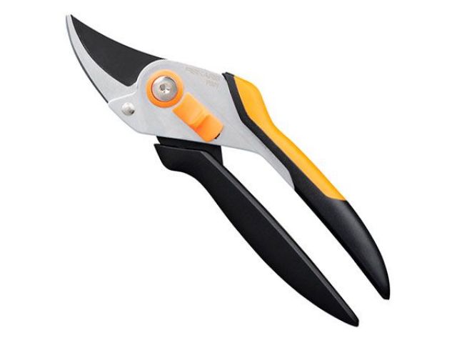 Секатор плоскостной металлический FISKARS Solid  P331 (1057163)